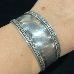 Vintage Sterling Silver 925 Wide Twist Wire Rope Edged Bracelet E8
